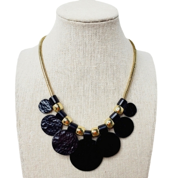 lovetoshop4me boutique Jewelry - New gold black statement‎ necklace metal summer